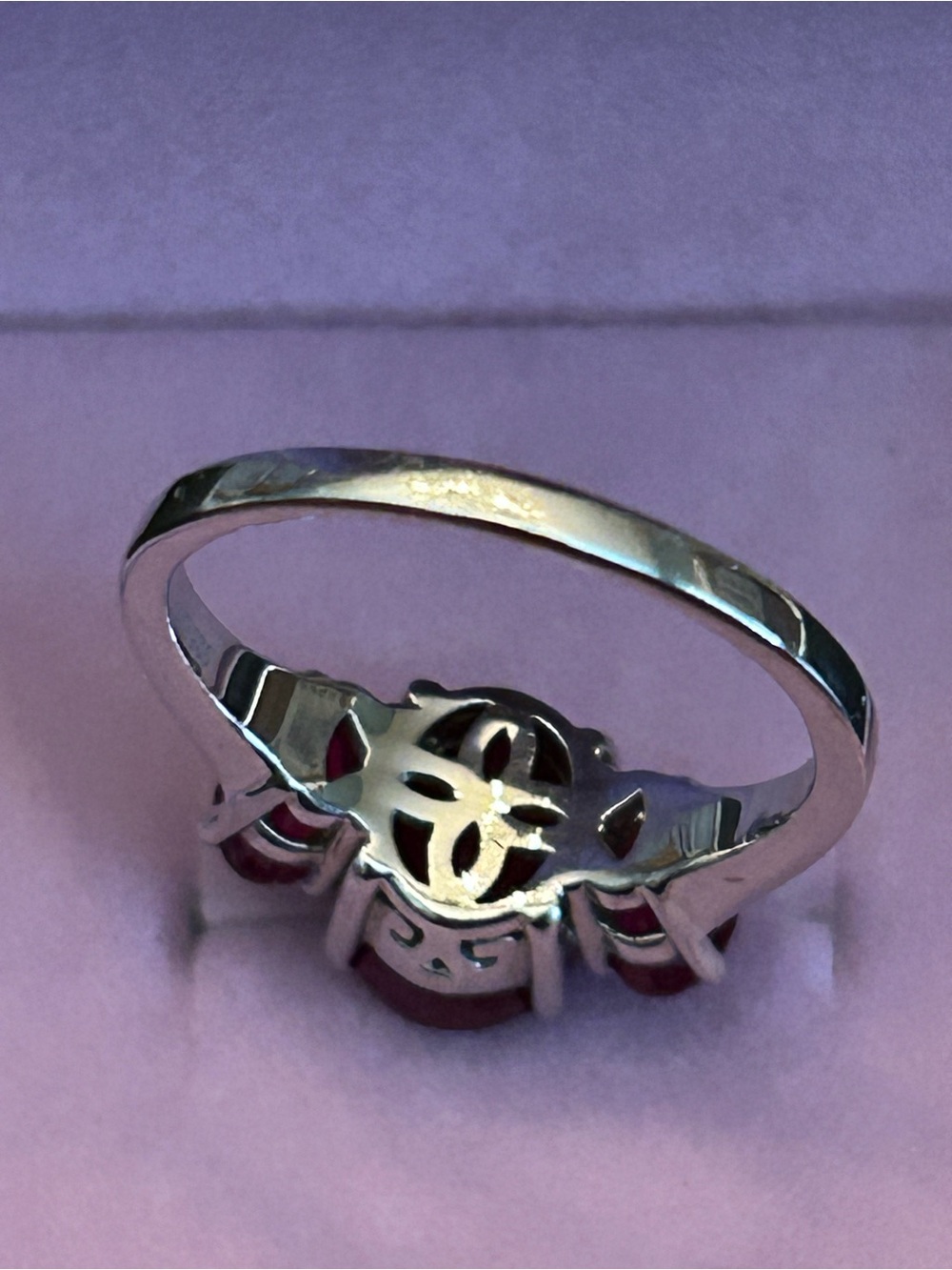 4.37CTW Oval Mahaleo Deep Red Ruby 3-Gemstone Band Ring Rhodium over Sterling S9 - Picture 5 of 9